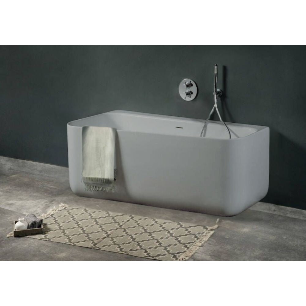 Baignoire demi-îlot Xenz Cindy 155 cm – Destockage neuf prix cassé Réf 7039-06